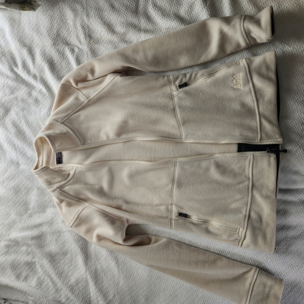 REI Off-White Fleece Jacket
